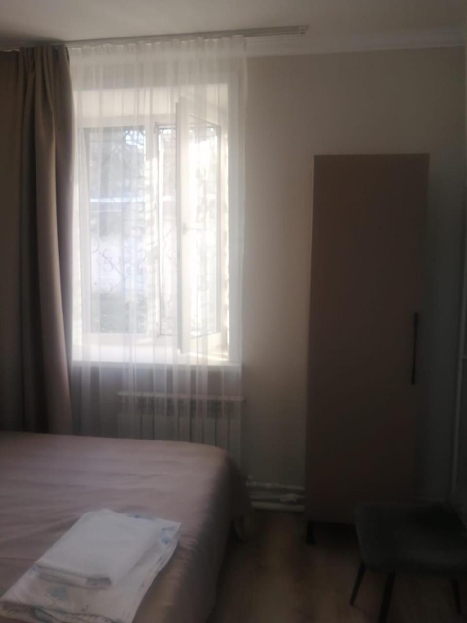 Ferienwohnung Happy House Karagandy Exterior foto